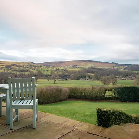 Stank House Farm Estate *