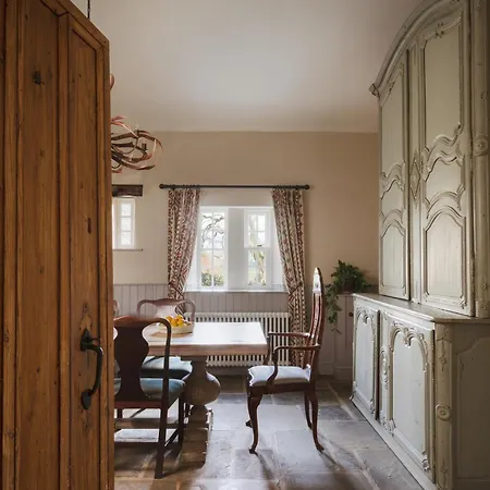 Stank House Farm Estate *